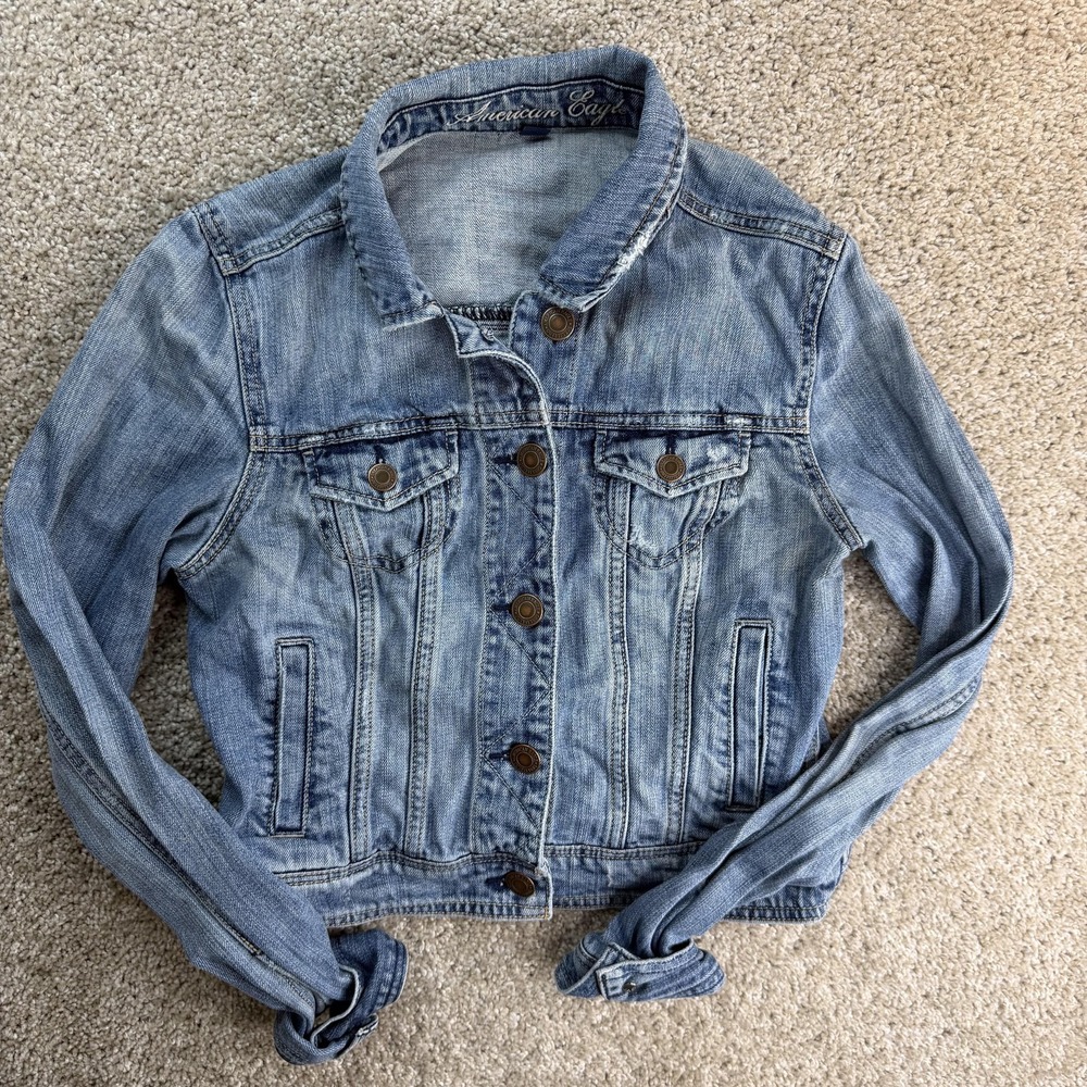 American Eagle Jacket Womens Medium Blue Denim Light Wash Button Front Basic